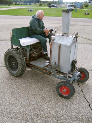 Jim Tangeman's Steam PoweredGarden Tractor